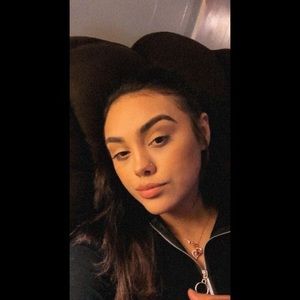 Meet your Posher, Chasity